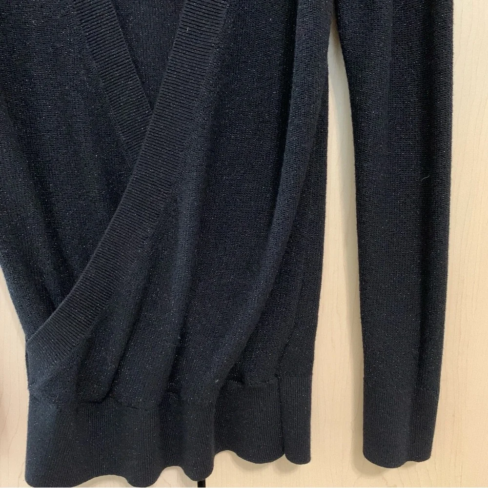 White House Black Market Women's Pullover Shimmer V-Neck Wrap Sweater Black‎ M